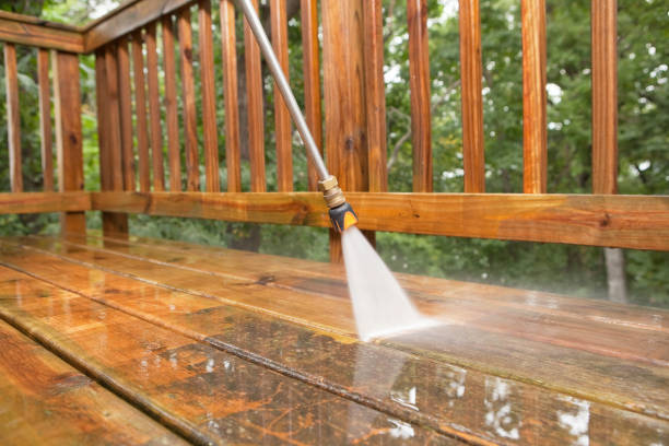 Garage Pressure Washing in Berryville, TX